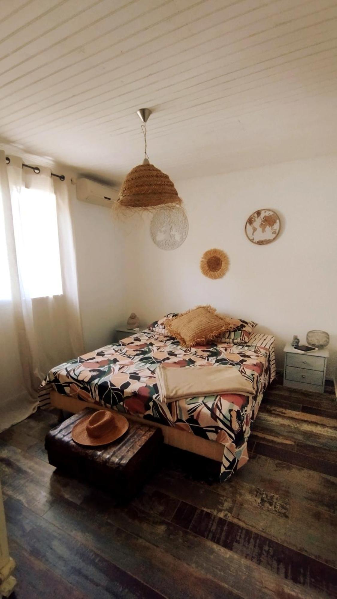 F2 Residence Oasis Terre Rouge A Saint Pierre Esterno foto